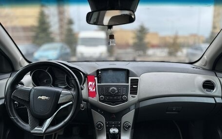 Chevrolet Cruze II, 2010 год, 400 000 рублей, 8 фотография