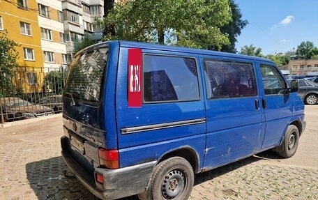 Volkswagen Caravelle T4, 1996 год, 700 000 рублей, 3 фотография