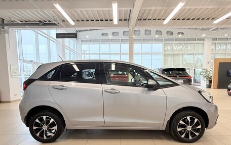 Honda Fit, 2022 год, 1 499 000 рублей, 7 фотография