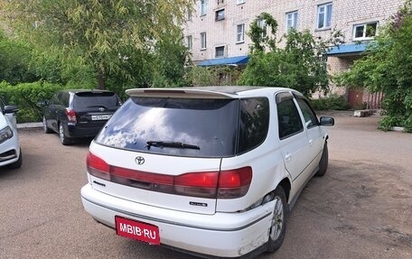 Toyota Vista V30, 1998 год, 320 000 рублей, 6 фотография