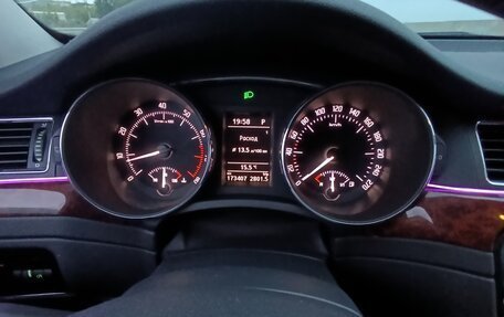Skoda Superb III рестайлинг, 2012 год, 1 290 000 рублей, 11 фотография