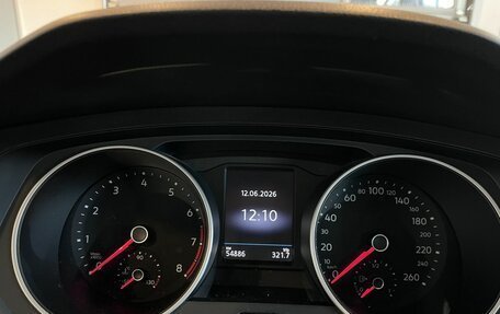 Volkswagen Tiguan II, 2017 год, 2 490 000 рублей, 11 фотография