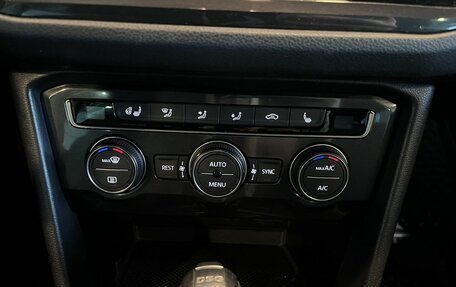 Volkswagen Tiguan II, 2017 год, 2 490 000 рублей, 15 фотография