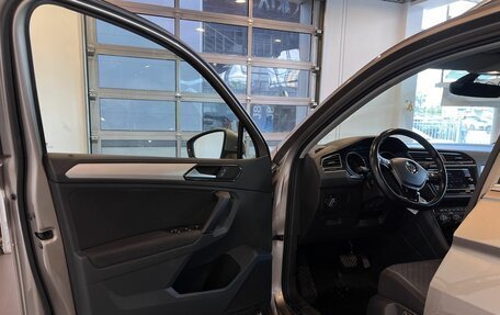 Volkswagen Tiguan II, 2017 год, 2 490 000 рублей, 21 фотография