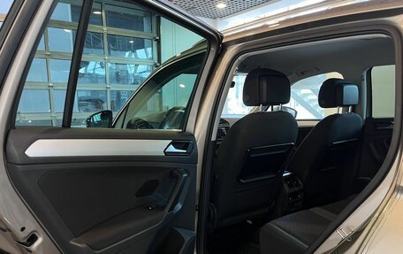 Volkswagen Tiguan II, 2017 год, 2 490 000 рублей, 25 фотография
