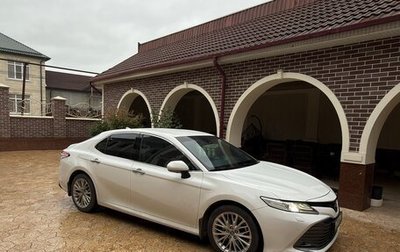Toyota Camry, 2019 год, 2 800 000 рублей, 1 фотография