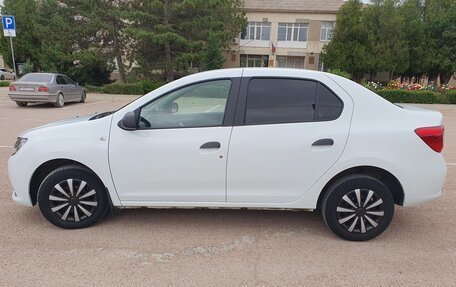 Renault Logan II, 2016 год, 1 200 000 рублей, 6 фотография