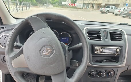 Renault Logan II, 2016 год, 1 200 000 рублей, 13 фотография