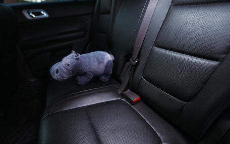 Ford Explorer VI, 2013 год, 2 000 000 рублей, 21 фотография