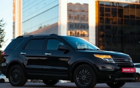 Ford Explorer VI, 2013 год, 2 000 000 рублей, 31 фотография