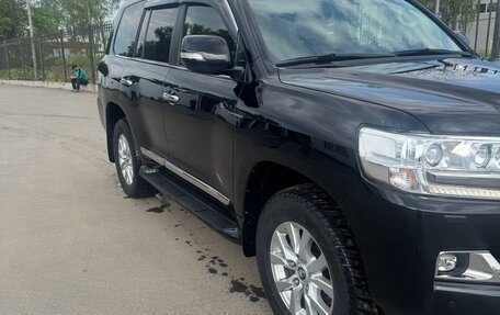 Toyota Land Cruiser 200, 2016 год, 7 100 000 рублей, 3 фотография
