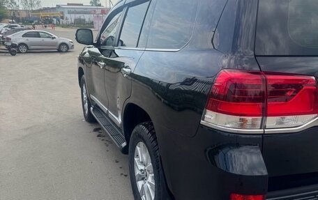 Toyota Land Cruiser 200, 2016 год, 7 100 000 рублей, 7 фотография