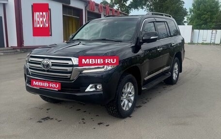 Toyota Land Cruiser 200, 2016 год, 7 100 000 рублей, 2 фотография