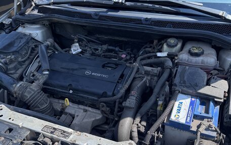 Opel Astra J, 2010 год, 670 000 рублей, 13 фотография