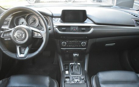 Mazda 6, 2017 год, 2 145 000 рублей, 13 фотография