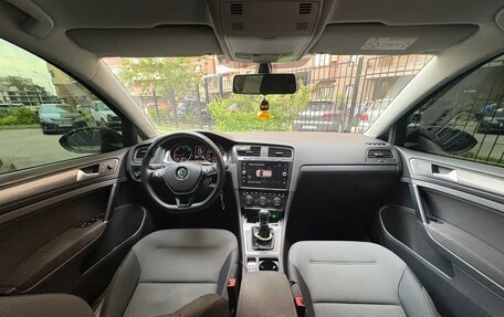 Volkswagen Golf VII, 2018 год, 1 800 000 рублей, 1 фотография