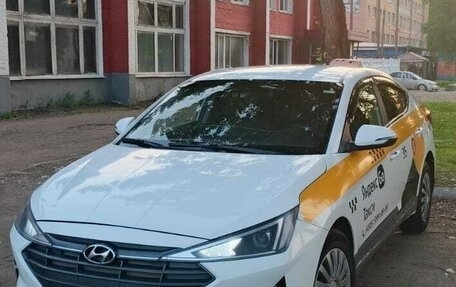 Hyundai Elantra VI рестайлинг, 2019 год, 775 000 рублей, 1 фотография