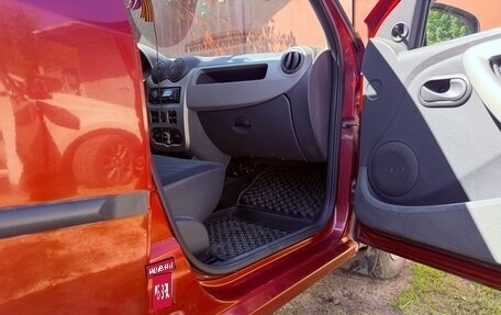 Renault Logan I, 2010 год, 360 000 рублей, 1 фотография