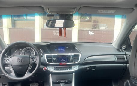 Honda Accord IX рестайлинг, 2013 год, 1 870 000 рублей, 11 фотография