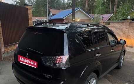 Mitsubishi Outlander III рестайлинг 3, 2010 год, 1 000 000 рублей, 20 фотография