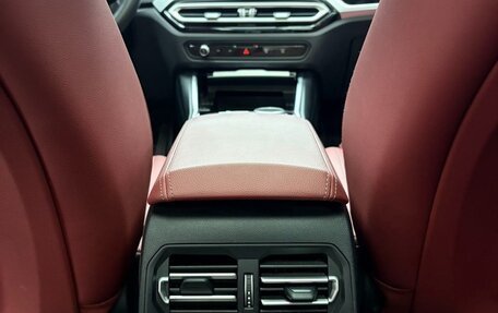 BMW 3 серия, 2024 год, 3 090 000 рублей, 14 фотография