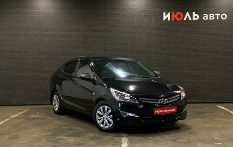 Hyundai Solaris II рестайлинг, 2014 год, 850 000 рублей, 3 фотография