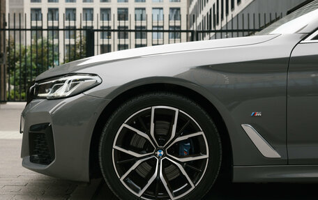 BMW 5 серия, 2021 год, 2 950 000 рублей, 15 фотография