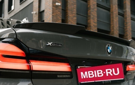 BMW 5 серия, 2021 год, 2 950 000 рублей, 10 фотография