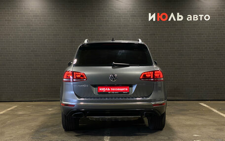 Volkswagen Touareg III, 2016 год, 3 300 000 рублей, 6 фотография