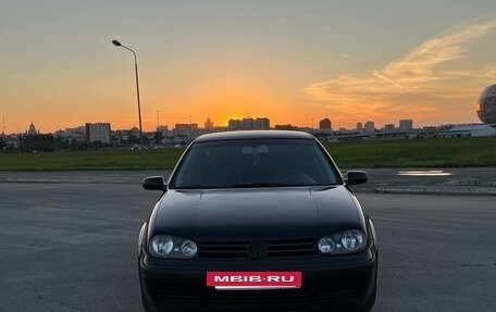 Volkswagen Golf IV, 2003 год, 350 000 рублей, 2 фотография