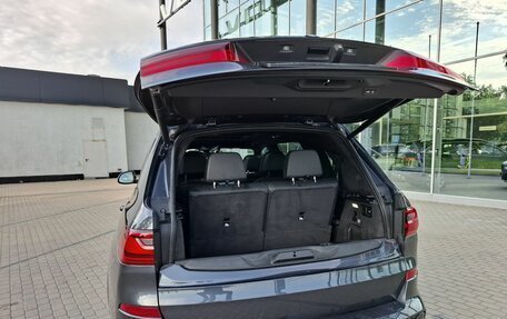 BMW X7, 2019 год, 7 000 000 рублей, 10 фотография
