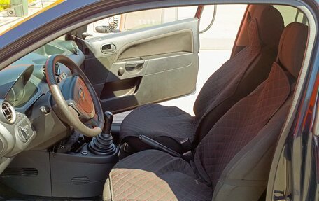 Ford Fiesta, 2005 год, 250 000 рублей, 7 фотография