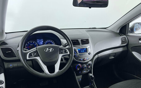 Hyundai Solaris II рестайлинг, 2016 год, 1 127 000 рублей, 10 фотография