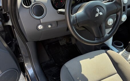 Mitsubishi Colt VI рестайлинг, 2006 год, 670 000 рублей, 13 фотография