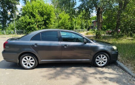 Toyota Avensis III рестайлинг, 2006 год, 630 000 рублей, 4 фотография