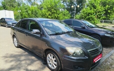 Toyota Avensis III рестайлинг, 2006 год, 630 000 рублей, 3 фотография