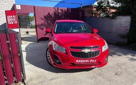 Chevrolet Cruze II, 2013 год, 950 000 рублей, 2 фотография