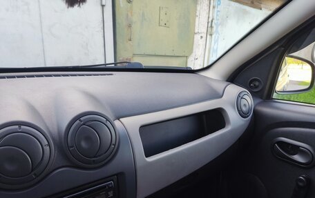 Renault Sandero I, 2011 год, 550 000 рублей, 4 фотография