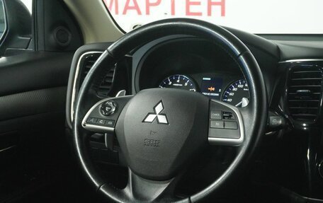 Mitsubishi Outlander III рестайлинг 3, 2014 год, 1 180 000 рублей, 16 фотография