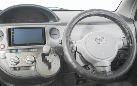 Toyota Sienta I, 2009 год, 599 000 рублей, 14 фотография