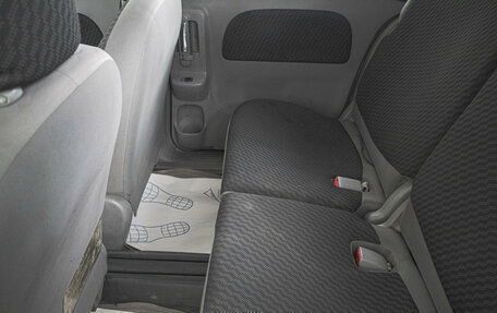 Toyota Sienta I, 2009 год, 599 000 рублей, 9 фотография