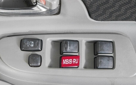 Toyota Sienta I, 2009 год, 599 000 рублей, 18 фотография