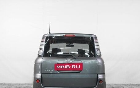 Toyota Sienta I, 2009 год, 599 000 рублей, 6 фотография