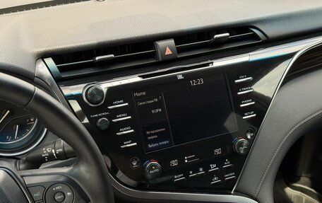 Toyota Camry, 2019 год, 2 790 000 рублей, 25 фотография