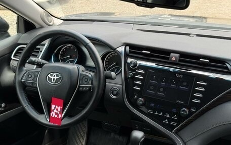 Toyota Camry, 2019 год, 2 790 000 рублей, 17 фотография