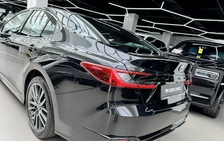 Toyota Camry, 2025 год, 3 990 000 рублей, 13 фотография