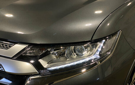 Mitsubishi Outlander III рестайлинг 3, 2019 год, 2 735 000 рублей, 9 фотография