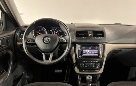 Skoda Yeti I рестайлинг, 2015 год, 1 090 000 рублей, 14 фотография