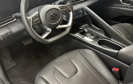 Hyundai Elantra, 2022 год, 1 460 000 рублей, 9 фотография