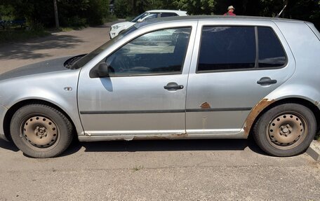 Volkswagen Golf IV, 2003 год, 180 000 рублей, 3 фотография